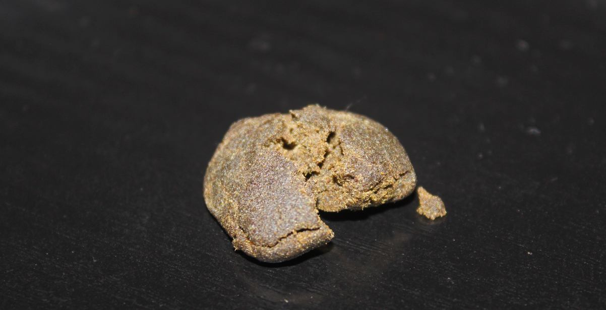 CBDFLOWERSUK - Delta-8 Hash Review