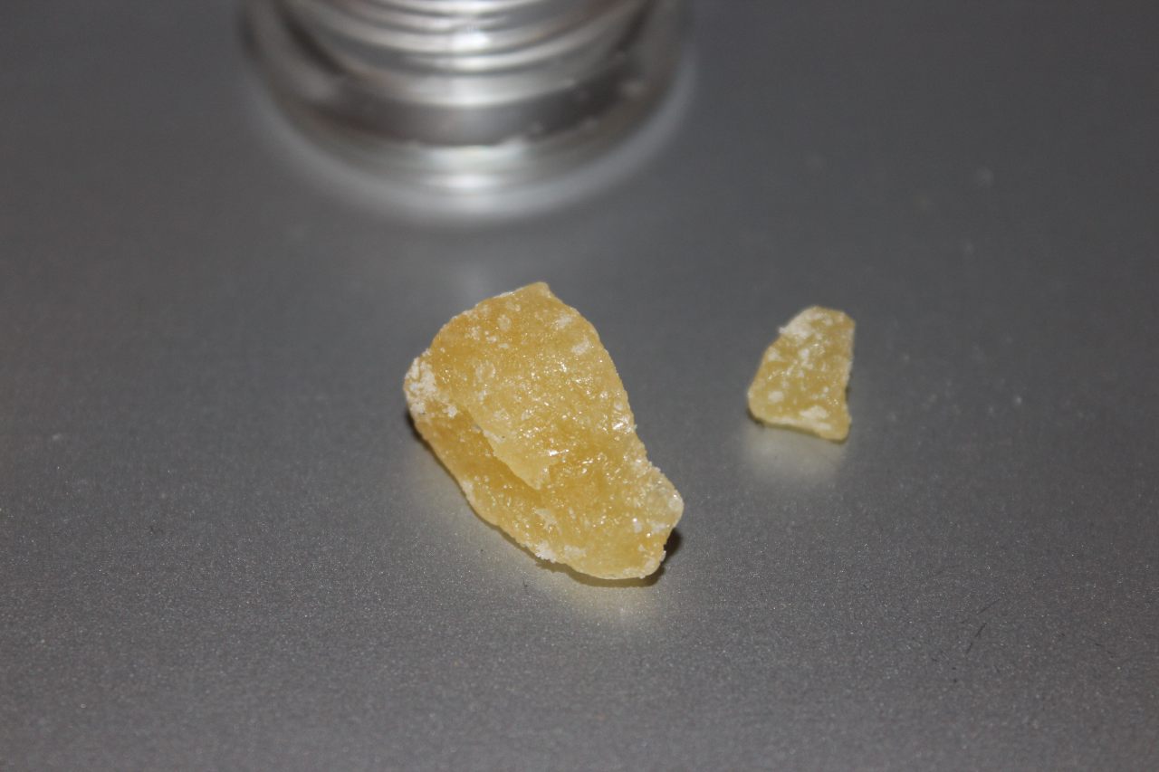 CBD Enthusiasts - Dog Walker OG Terpene Infused 90% CBD Crumble Review